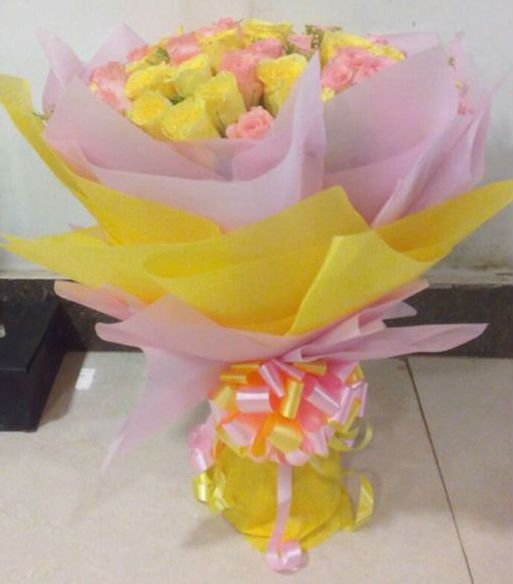 50 Yellow Pink Rose Bouquet