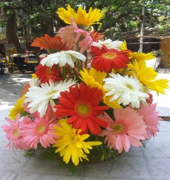 flowers basket delhi