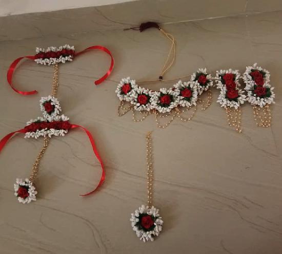 Flowers Jewellery for Bride