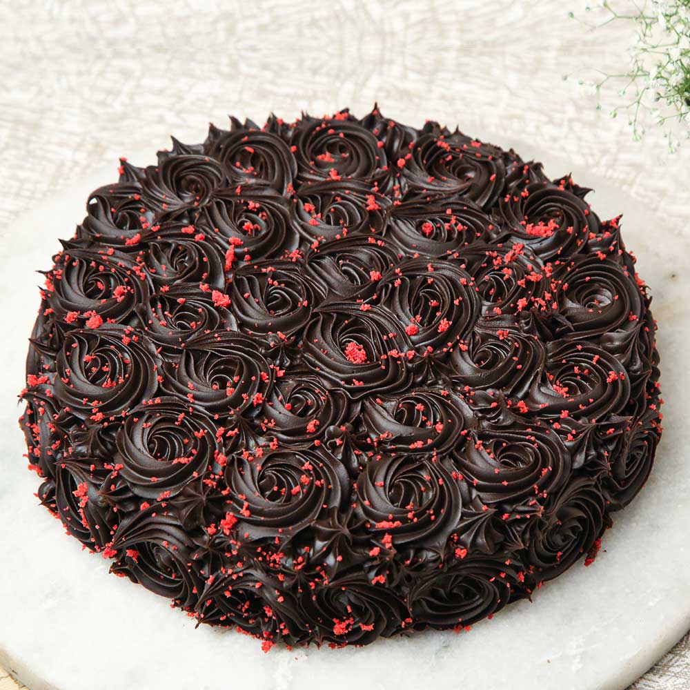  Red Velvet Chocolate Cake
