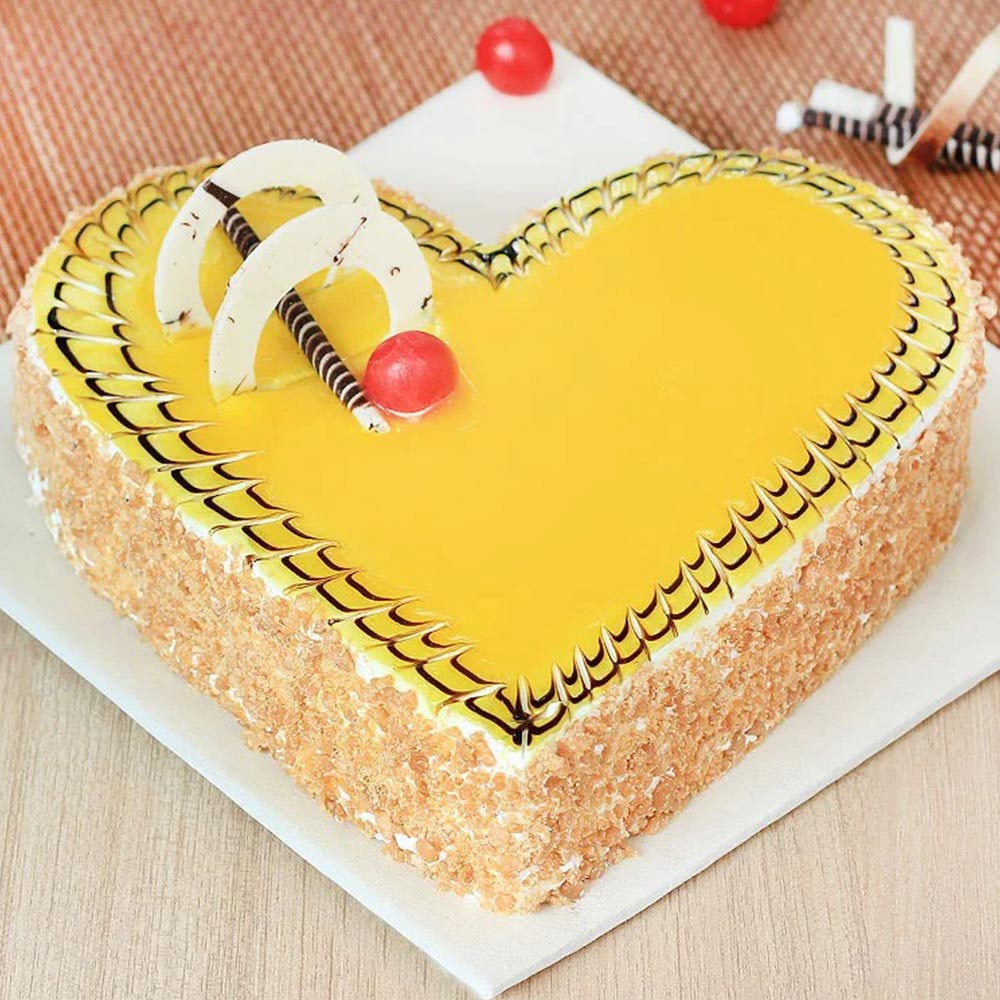 Gorgeous Heart Shaped Butterscotch Cake 500g - Same Day Delivery ...