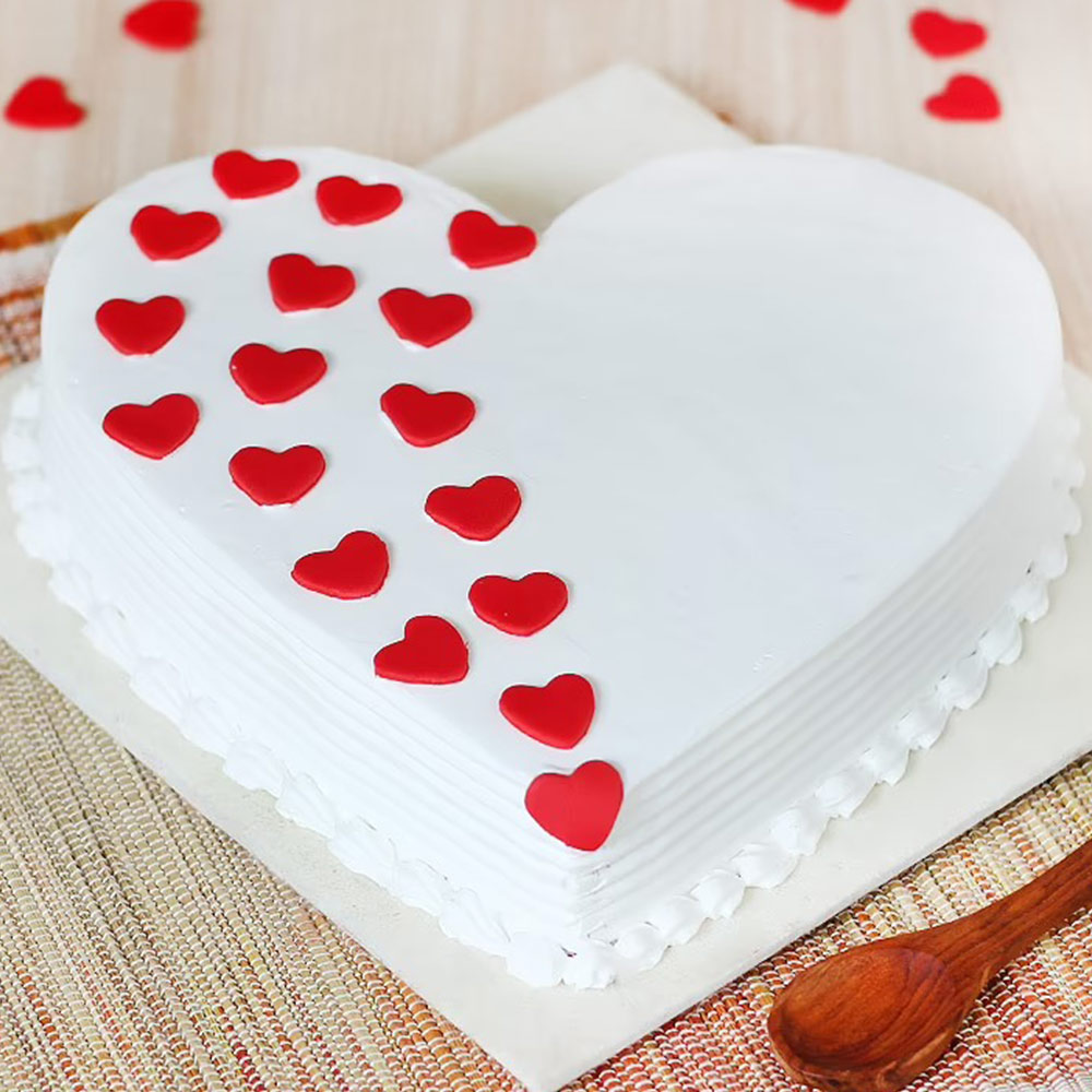 Heart Shaped Vanilla Cake with Little Fondant Hearts